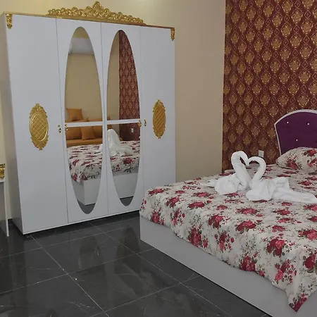 Versai Apartment *